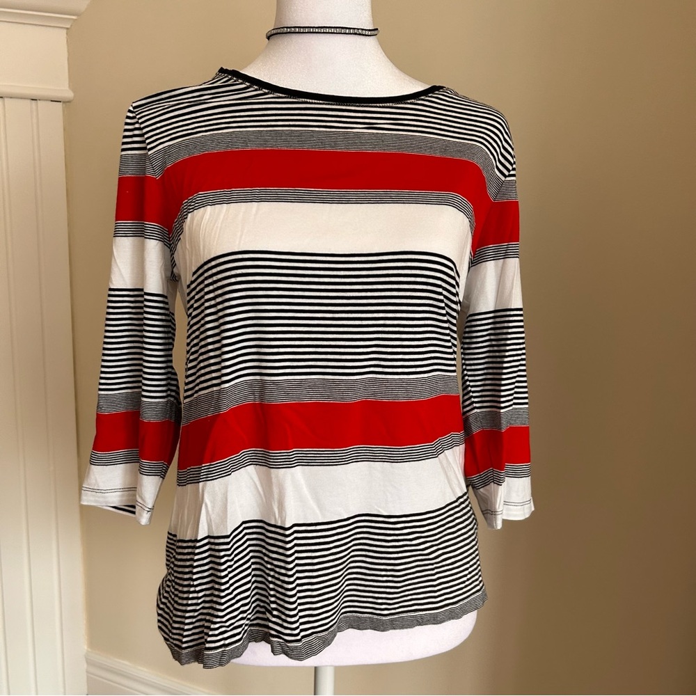 Black and Red Striped Long Sleeve T-shirt